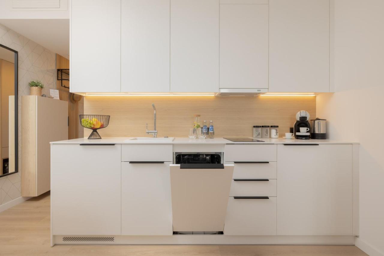 Pinea617 Seaview Apartment Поберово Екстериор снимка